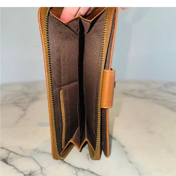 STS Ranchwear by Carroll Hair-On Leather Wallet - Picture 2 of 7